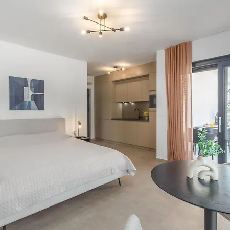 New 2023 Valla Premium Apartman