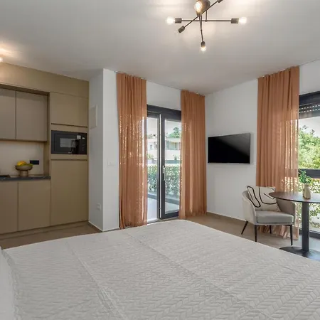 New 2023 Valla Premium Apartman